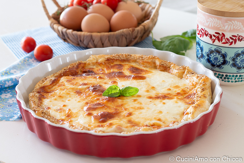 Torta salata con prosciutto e stracchino