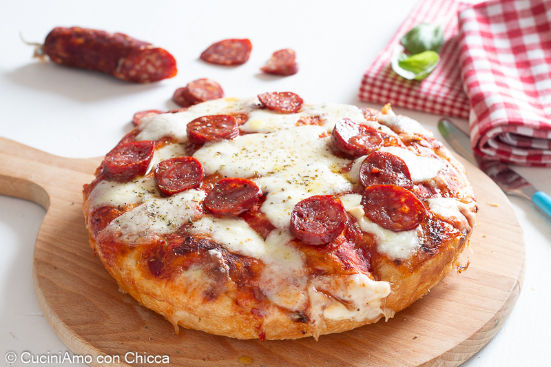 Focaccia con salamino