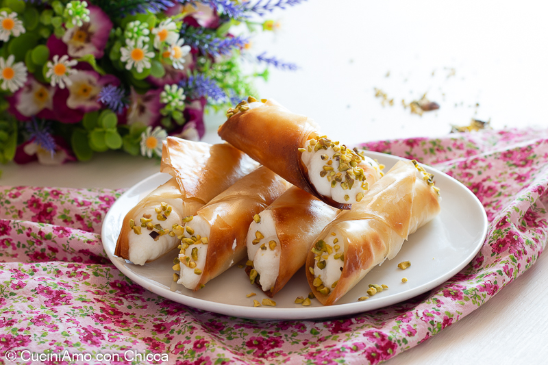 Cannoli di pasta fillo