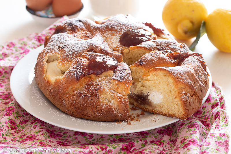 Torta morbida ricotta e marmellata
