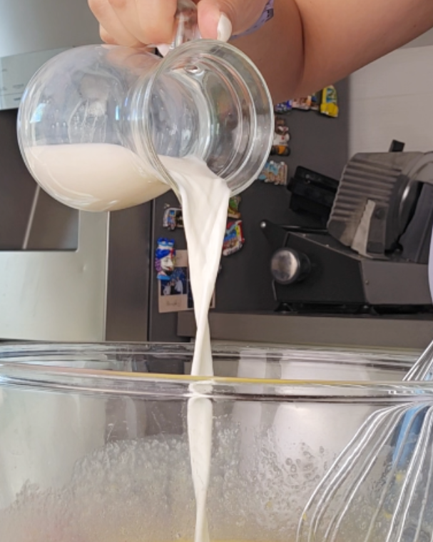 versate il latte