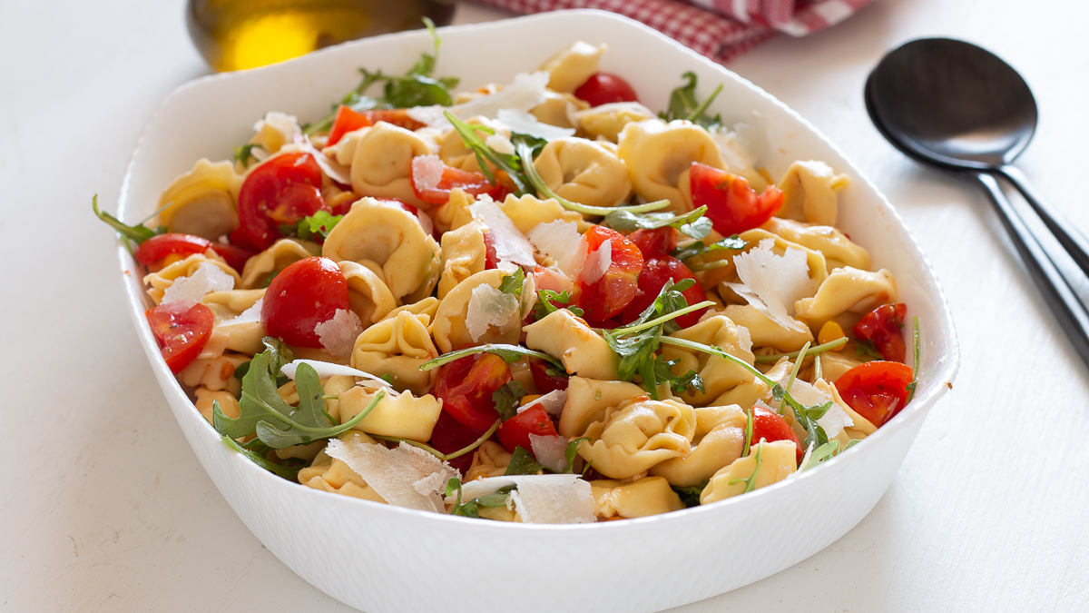 Insalata di tortellini freddi