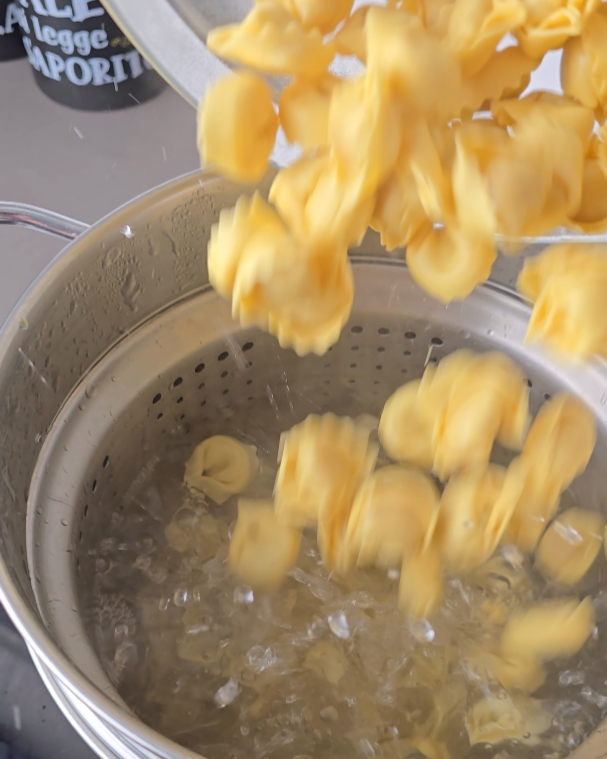 cuocere i tortellini