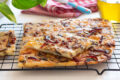 Schiacciata croccante con funghi