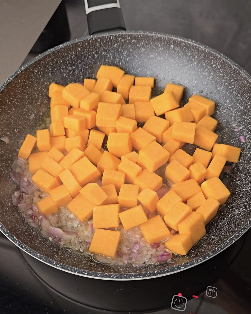 zucca in padella con cipolla