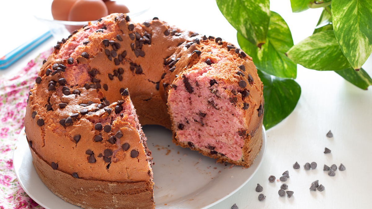 Ciambella alchermes e cioccolato