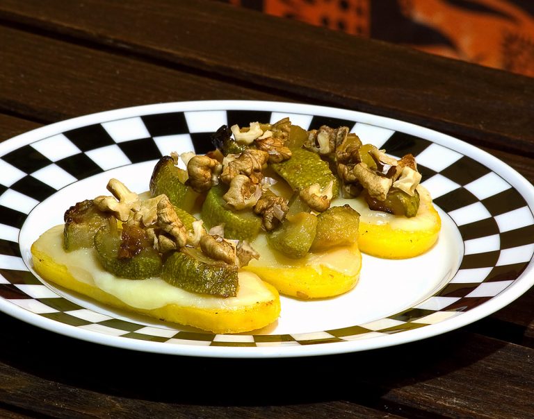 Polenta al forno con formaggi, zucchine e noci La cucina di Claudio