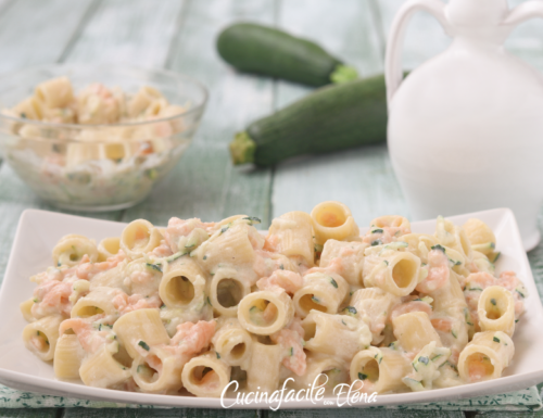 Pasta fredda alla ricotta zucchine e salmone