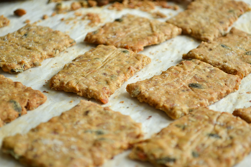 Crackers integrali di ceci ai semi - in Cucina con La Mia Piccola Chef