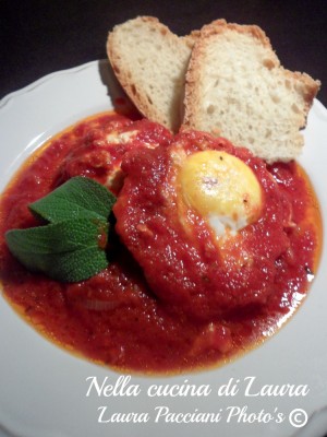 uova al pomodoro _ nella cucina di laura