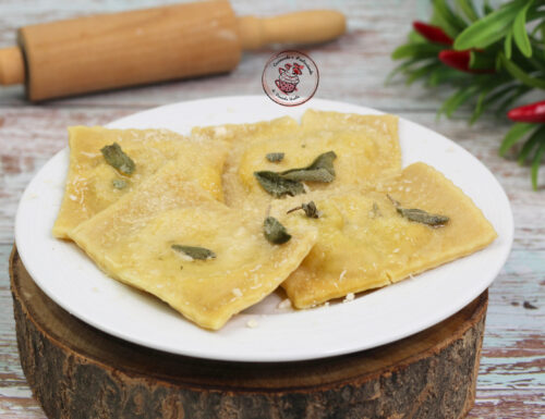 Ravioli Fatti in Casa con Ricotta e Asparagi Selvatici: Ricetta Primaverile Tradizionale