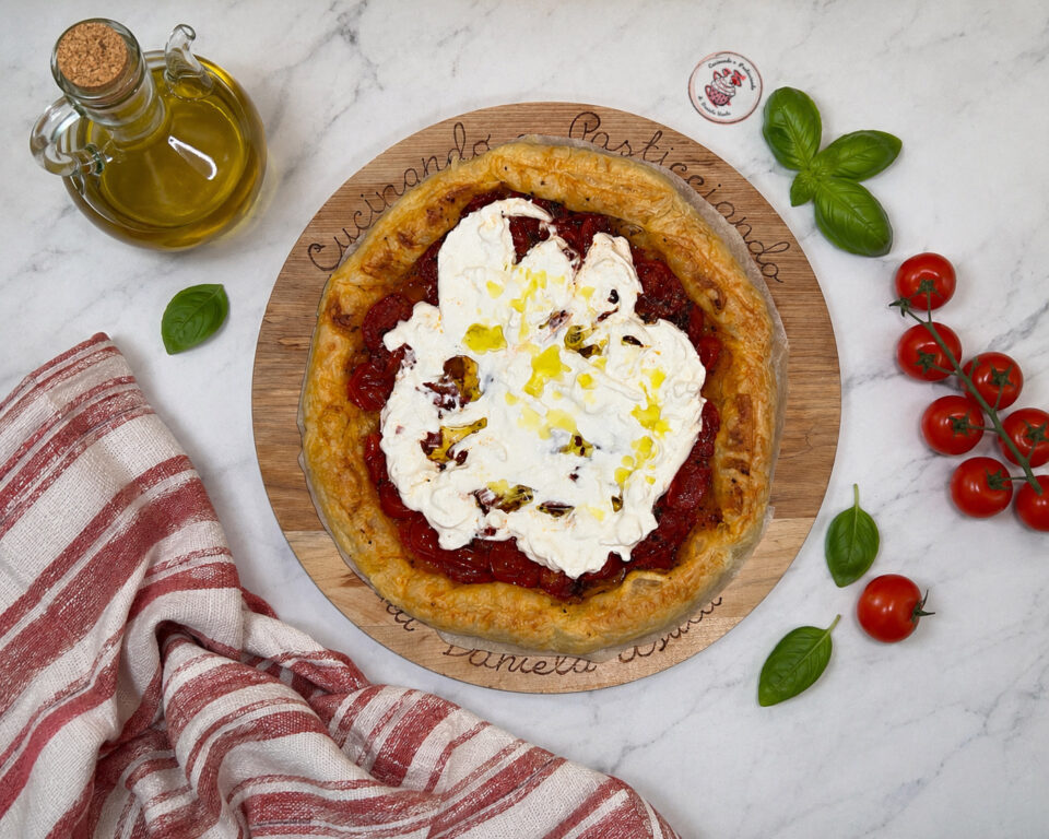 TORTA SALATA POMODORINI E BURRATA