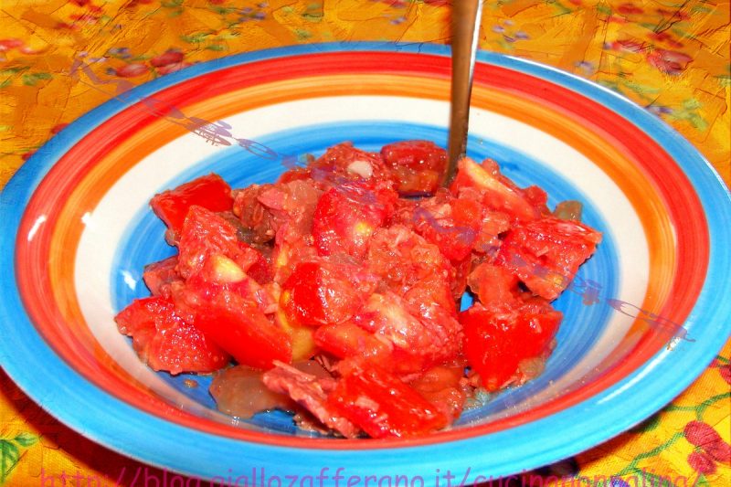 Insalata di pomodori,ricetta estiva