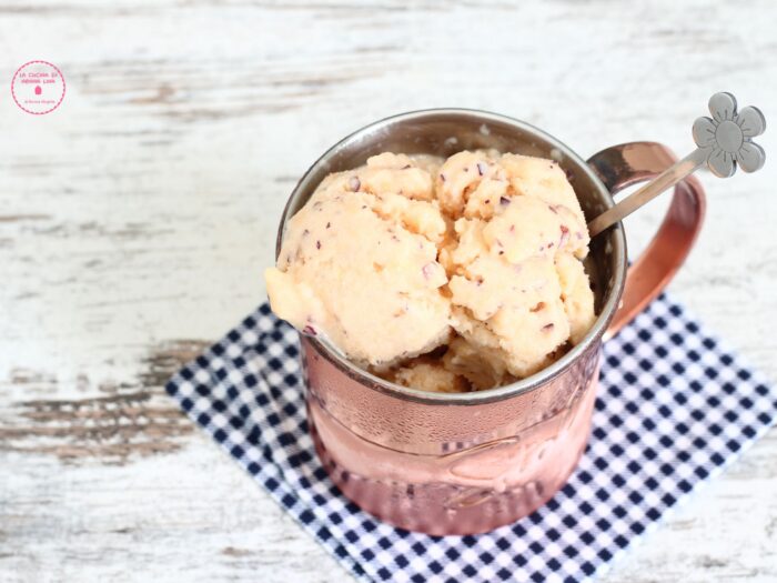 Gelato pesca e melone con latte condensato