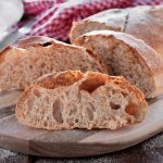 pane fatto in casa croccante