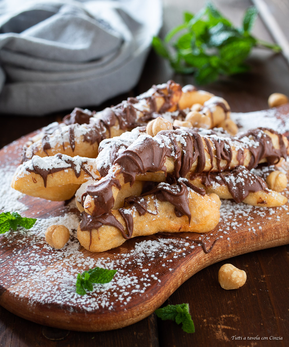 PIZZA FRITTA ALLA NUTELLA con la ricetta facile ottimi anche al forno