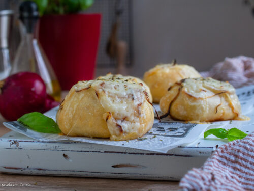 Pizzette con cipolla