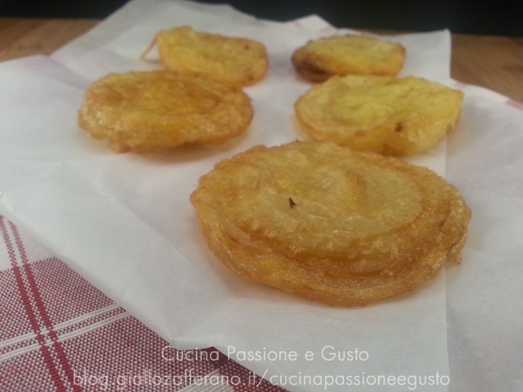 Cipolle fritte in pastella