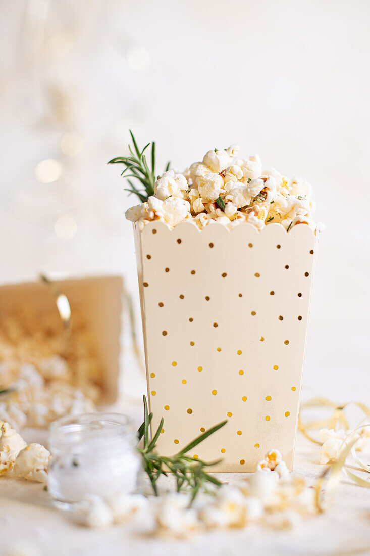 POP CORN AROMATIZZATI AL ROSMARINO E BURRO senza lattosio
