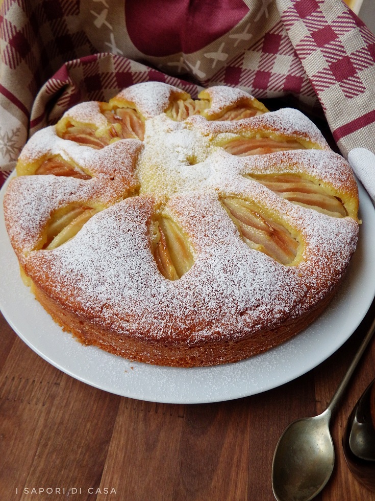 Torta con pere e yogurt sofficissima