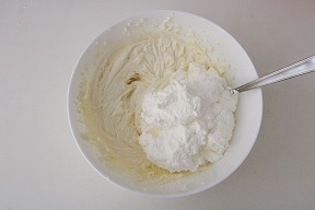 Cream tart soffice al tiramisù
