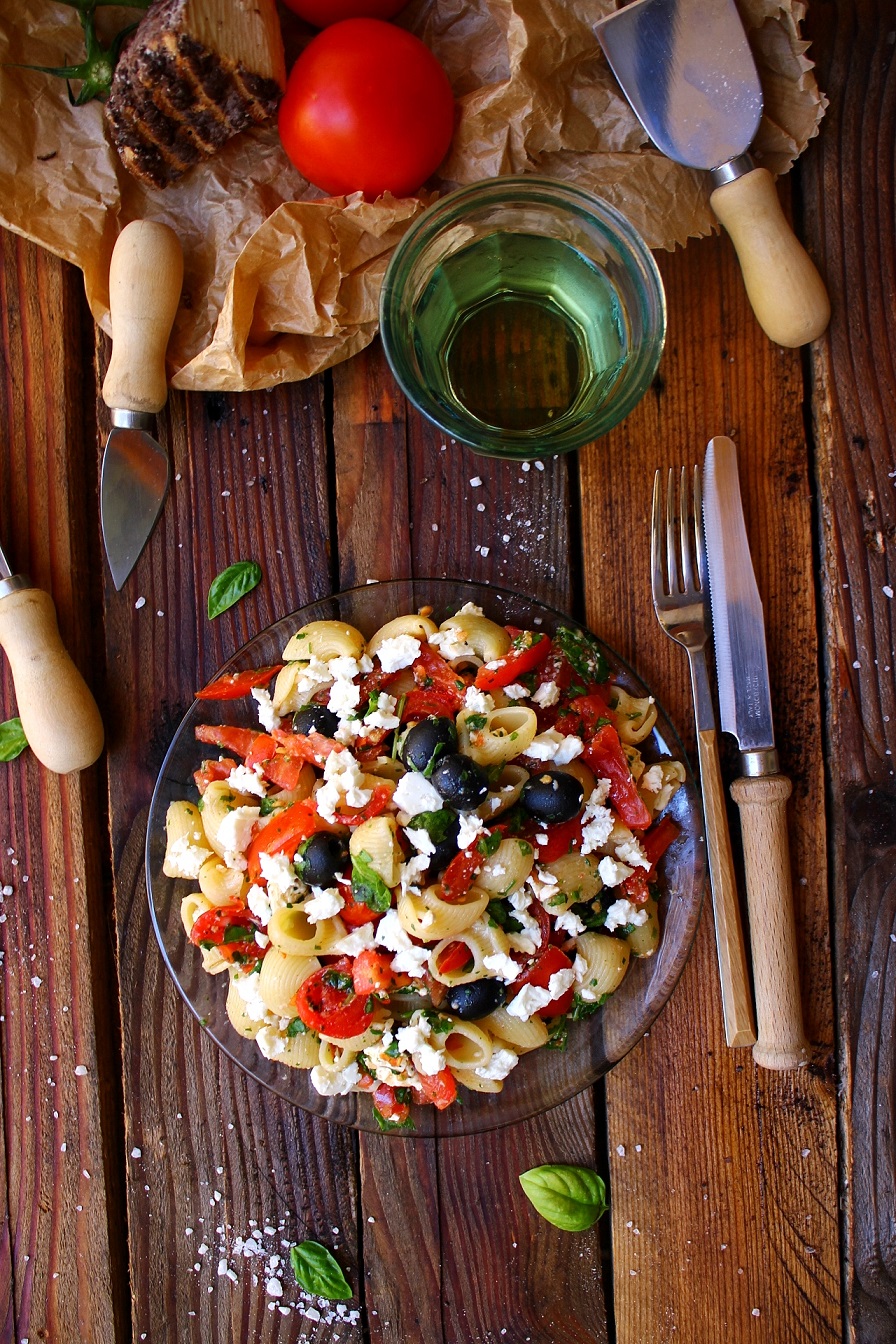 Insalata di pasta alla greca