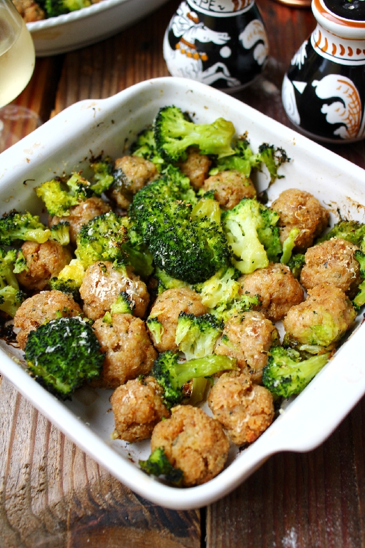 Polpette e broccoli al forno