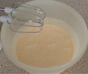 muffin semplici fino ad ottenere un composto chiaro