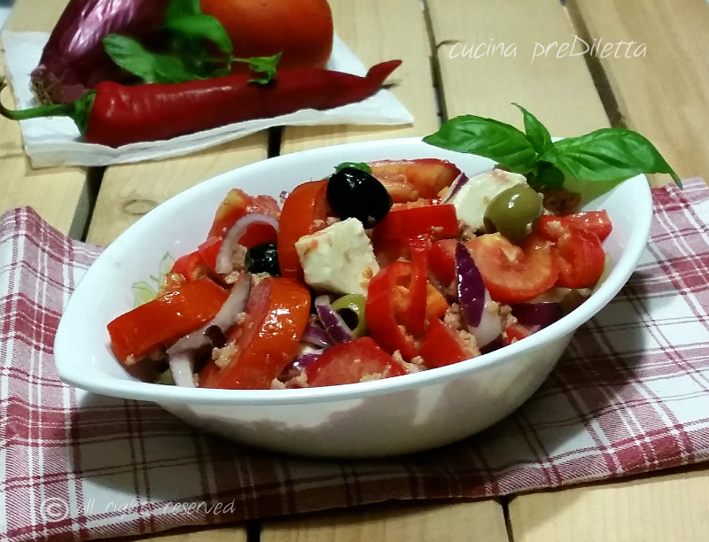 Insalata pomodoro tonno e mozzarella - cucina preDiletta