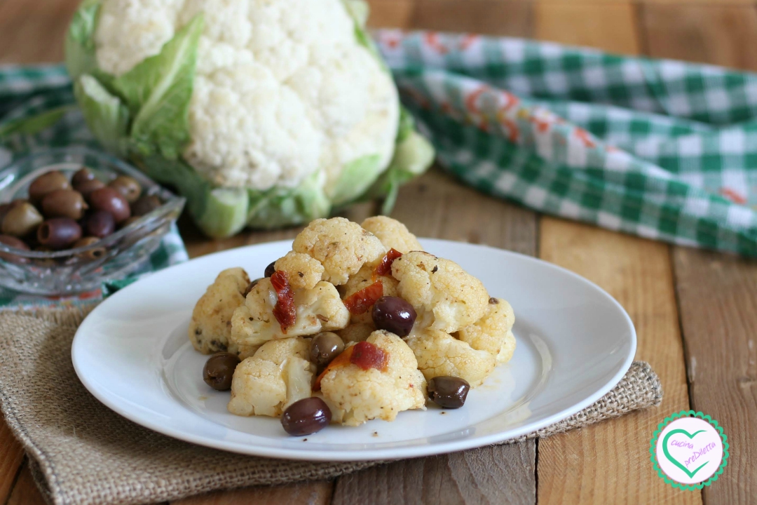 Cavolfiore con pomodori secchi e olive