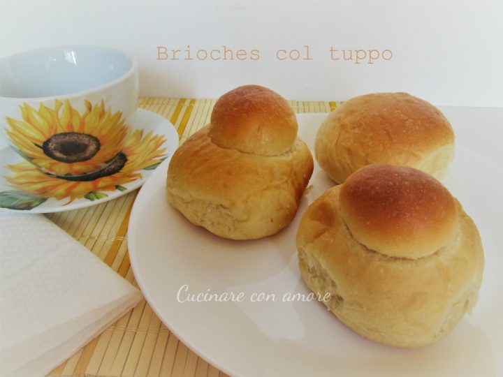 brioches col tuppo