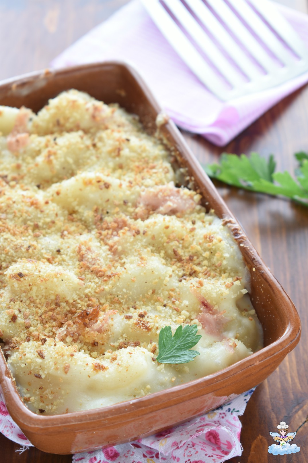 Gnocchi gratinati al forno con prosciutto e besciamella Cucina Serafina