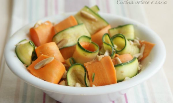 Carpaccio di zucchine, carote e mandorle