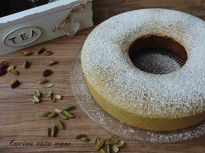 Ciambella speziata nel fornetto Versilia Cucina vista mare