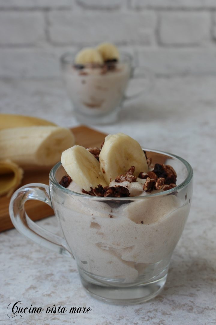 Mousse alla banana Cucina vista mare