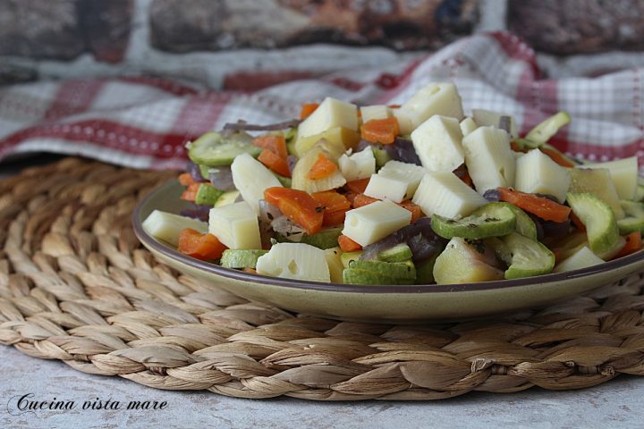 insalata di verdure e asiago