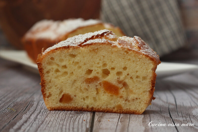Plumcake alle albicocche