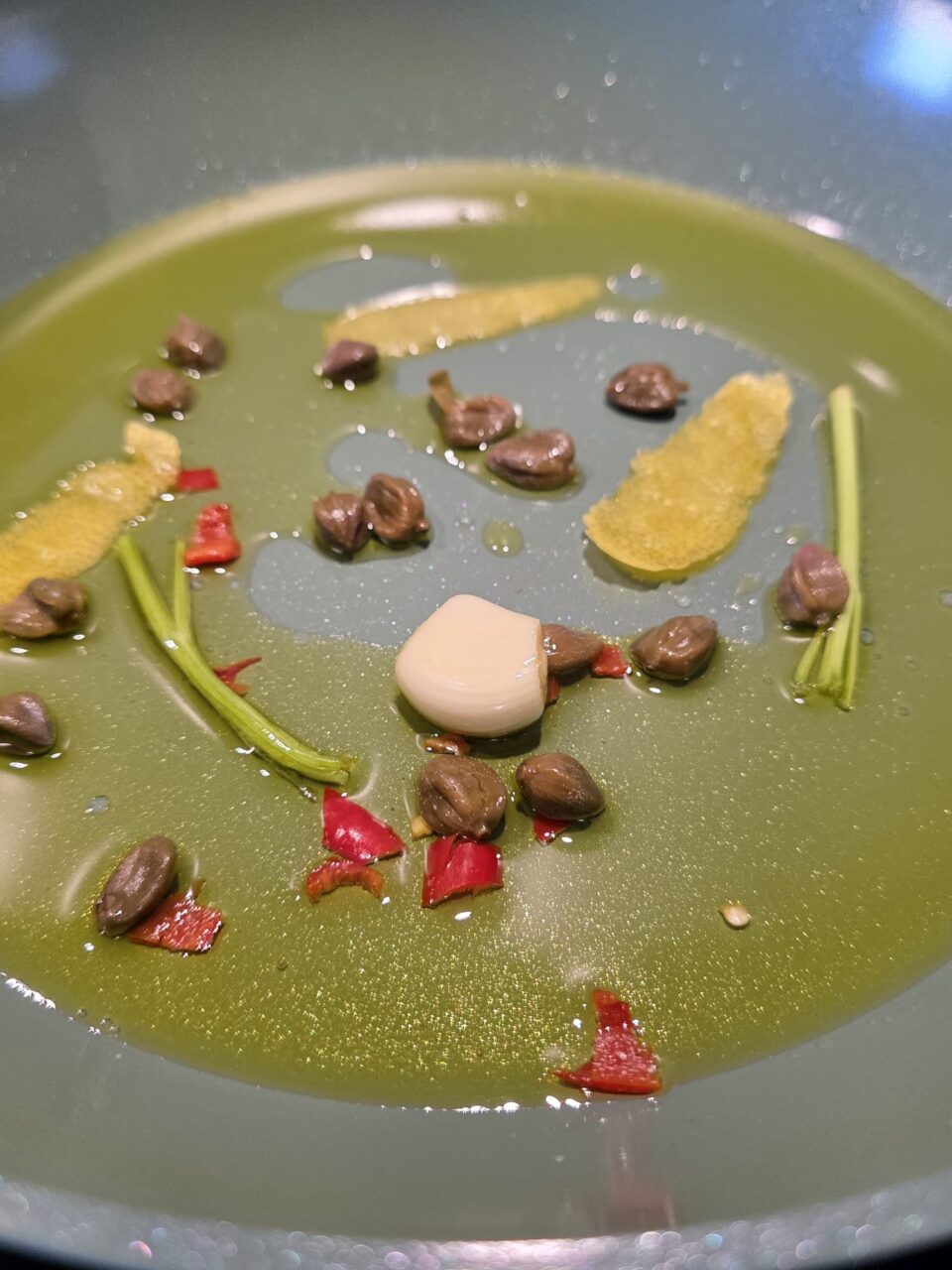 Spaghetti con tonno e limone