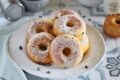 Ciambelline allo yogurt con gocce di cioccolato