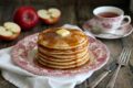 Pancake americani con sciroppo d'acero