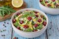 Insalata di riso con bresaola, rucola e limone: fresca, leggera e perfetta per l'estate