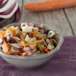 Insalata di pesce e verdure miste