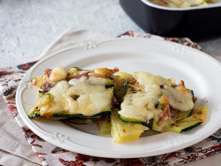 Tortino di zucchine e patate a strati