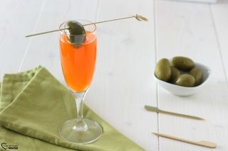 Aperitivo alcolico molto semplice