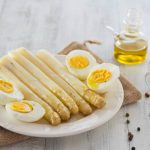 Asparagi con uova alla veneta Asparagi con uova alla veneta