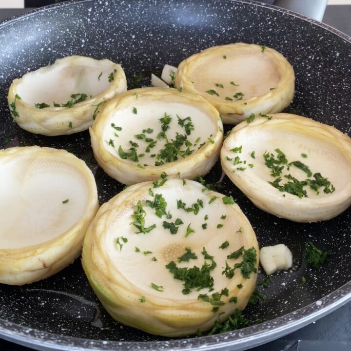 Torta salata ai carciofi e ricotta