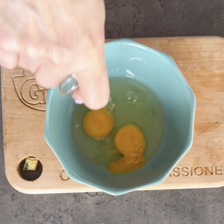 Torta salata ai carciofi e ricotta