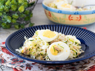 Insalata di riso con tonno e zucchine