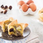 Tortino di pasta sfoglia e funghi