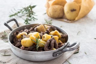 Straccetti di vitello con patate